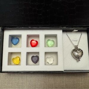 NIB Silver Heart Pendant Necklace Set